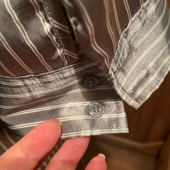 Grey pin striped Blouse - Picture 4 of 6